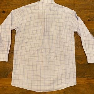 Roundtree & Yorke Gold Label dress shirt. Blue and pink color. 15.5 33